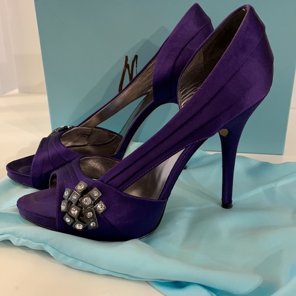 Marciano stunning heels - Picture 2 of 5